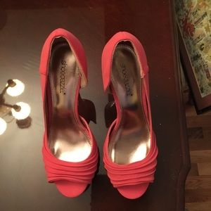 Shoedazzle Madeleine heel